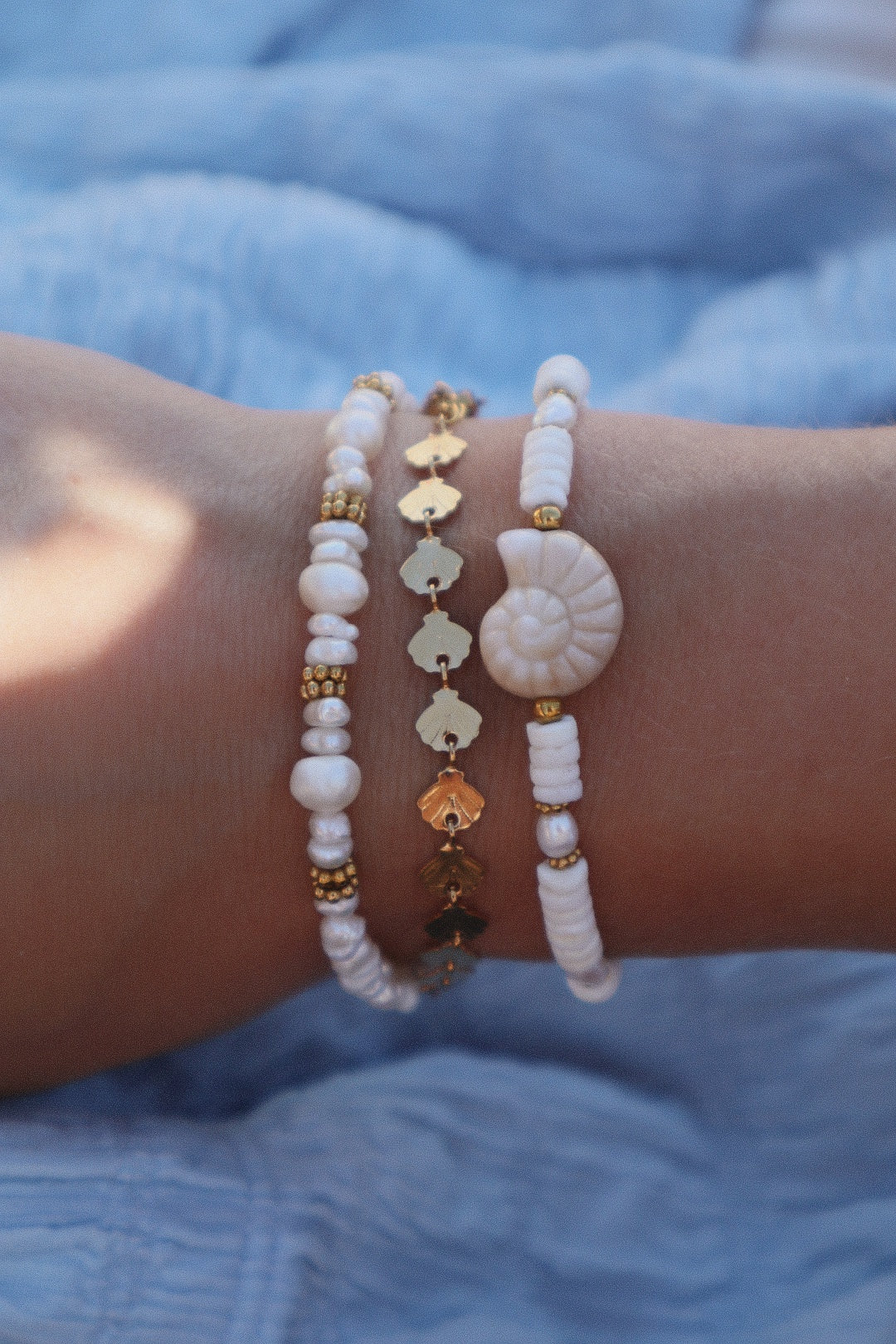 bijoux fait main blanc doré été