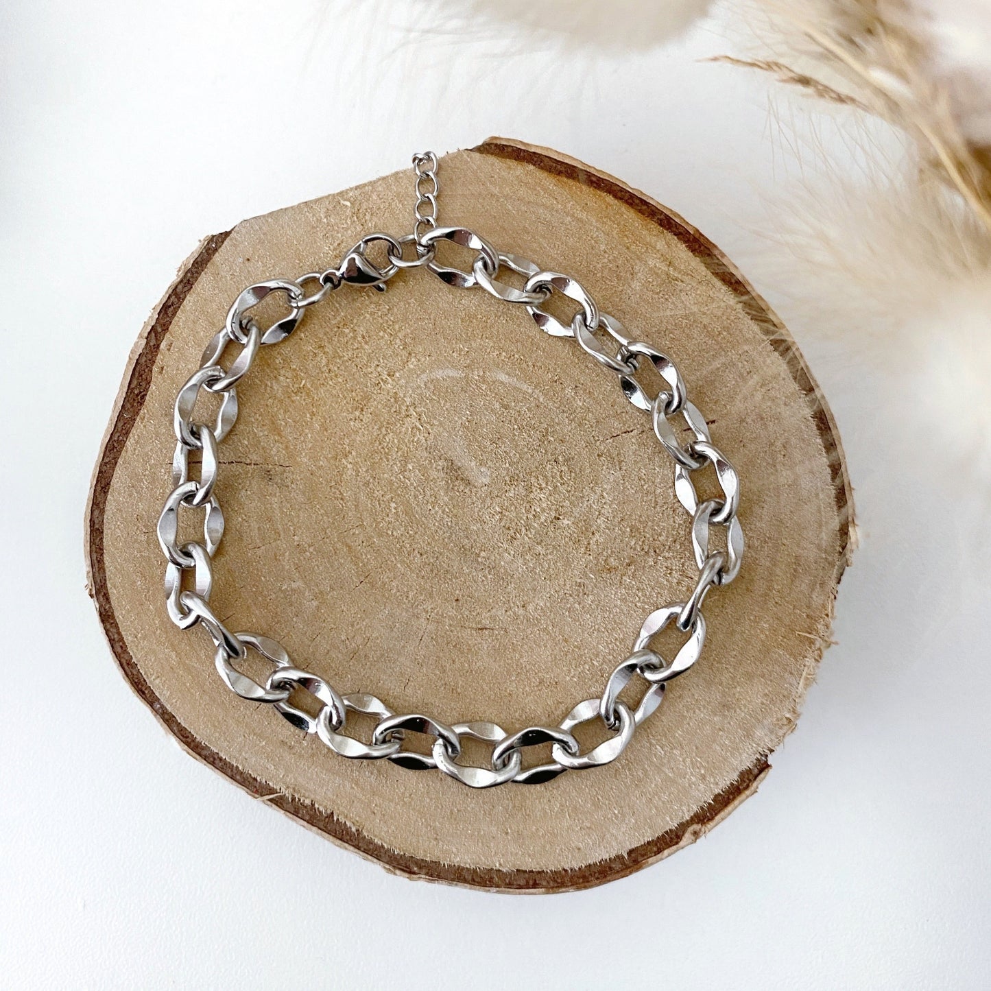bracelet acier inoxydable argenté maillon épais détail martelé
